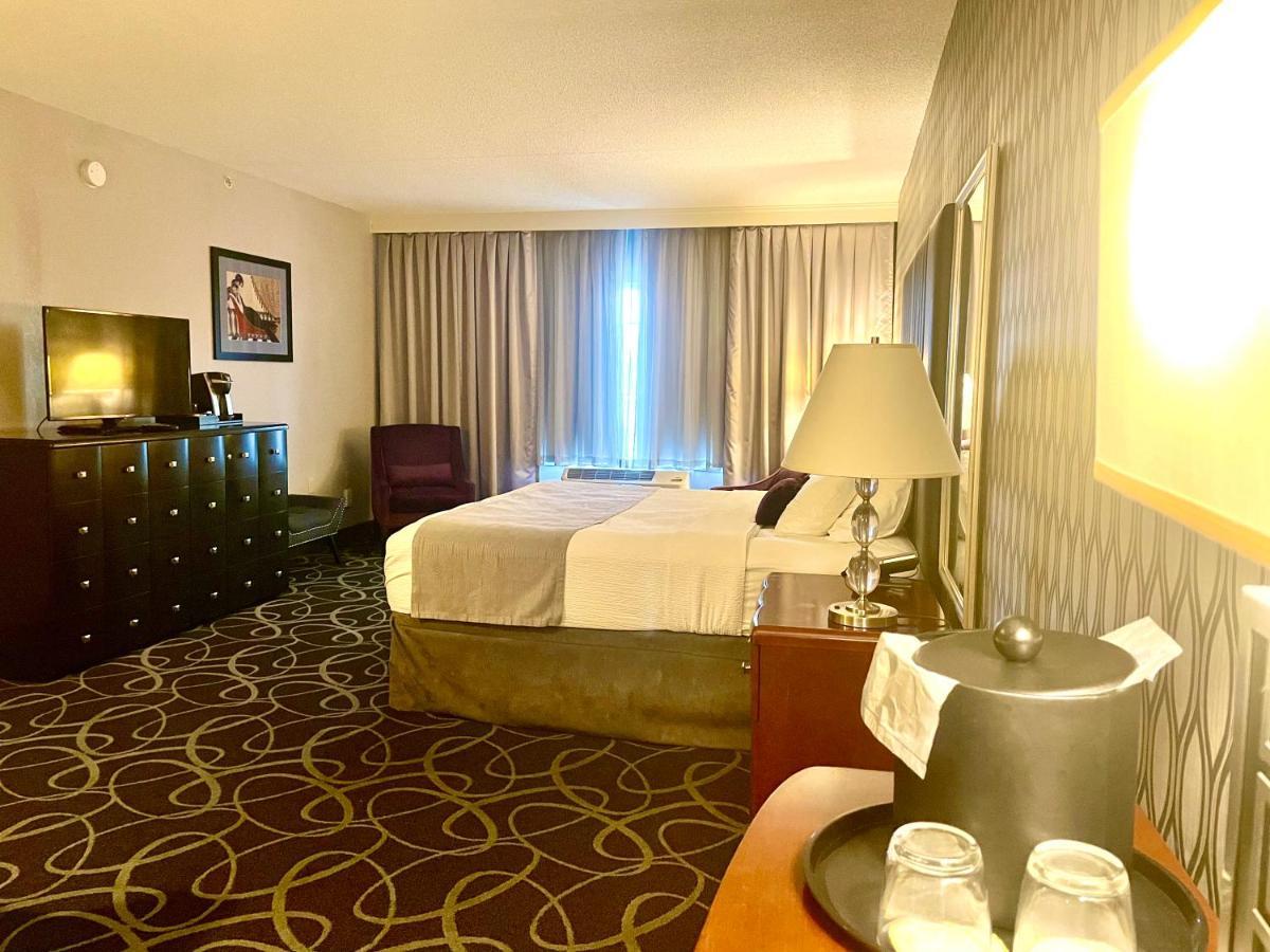Park Manor Hotel كليفتون بارك المظهر الخارجي الصورة A room at the hotel